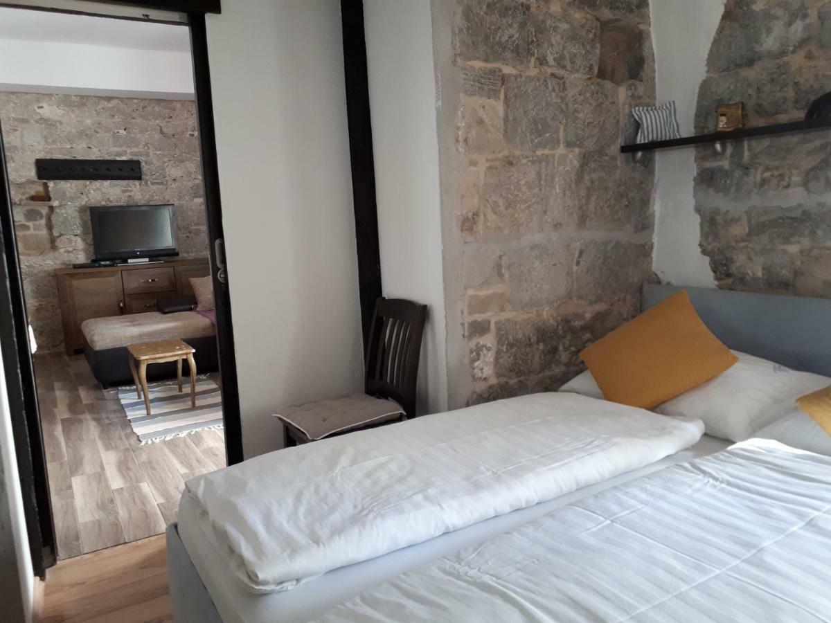Gostinjska kuća Elena 3*